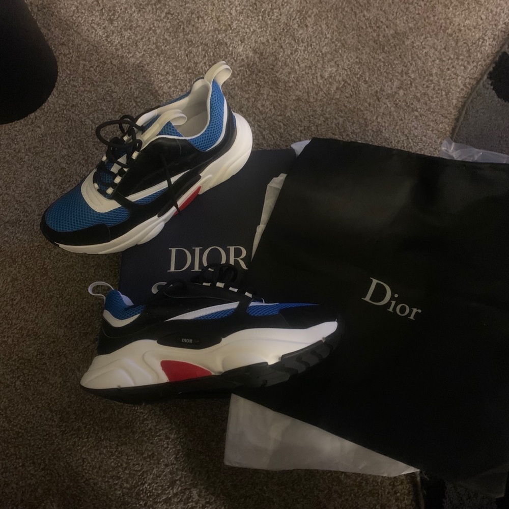 B22 Dior - Picture 3 of 9